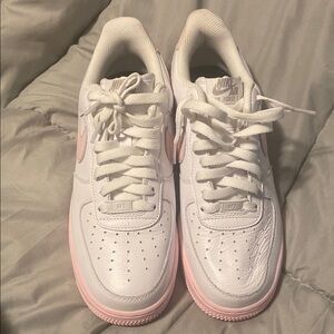Nike Women's Air Force 1 Shoes - White and Pink